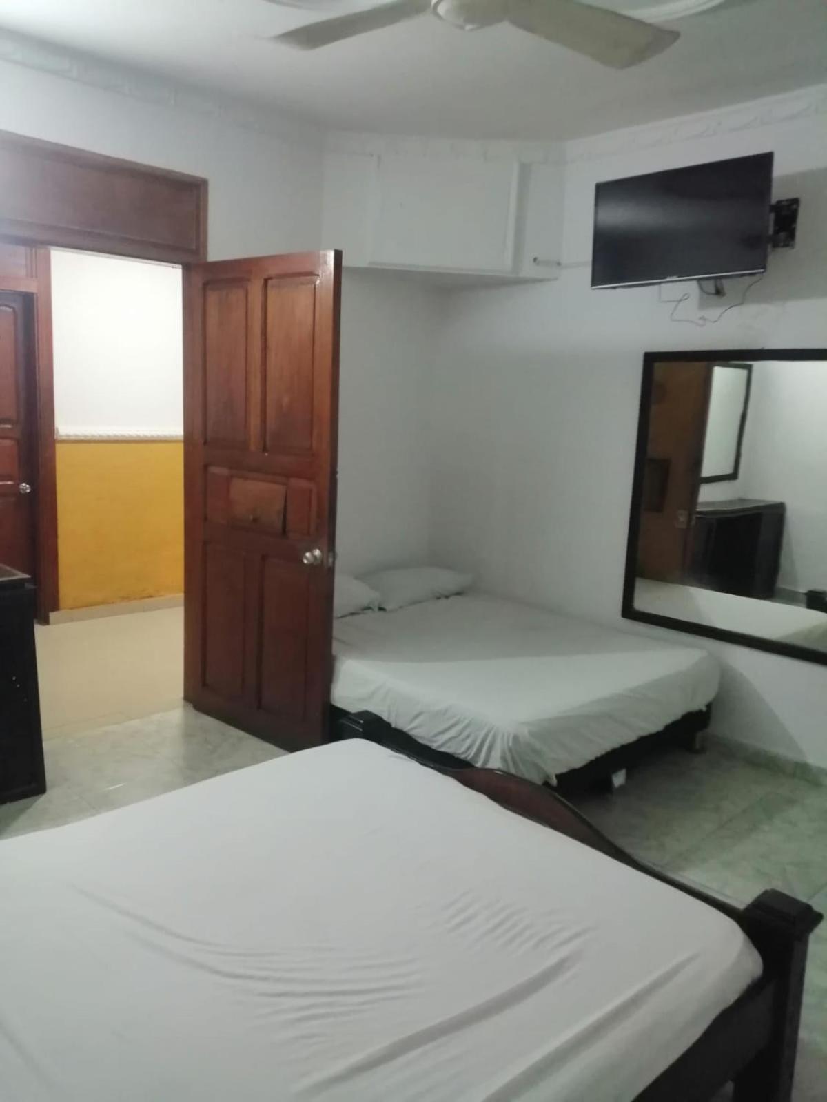 Hotel Avenida53 バランキージャ エクステリア 写真
