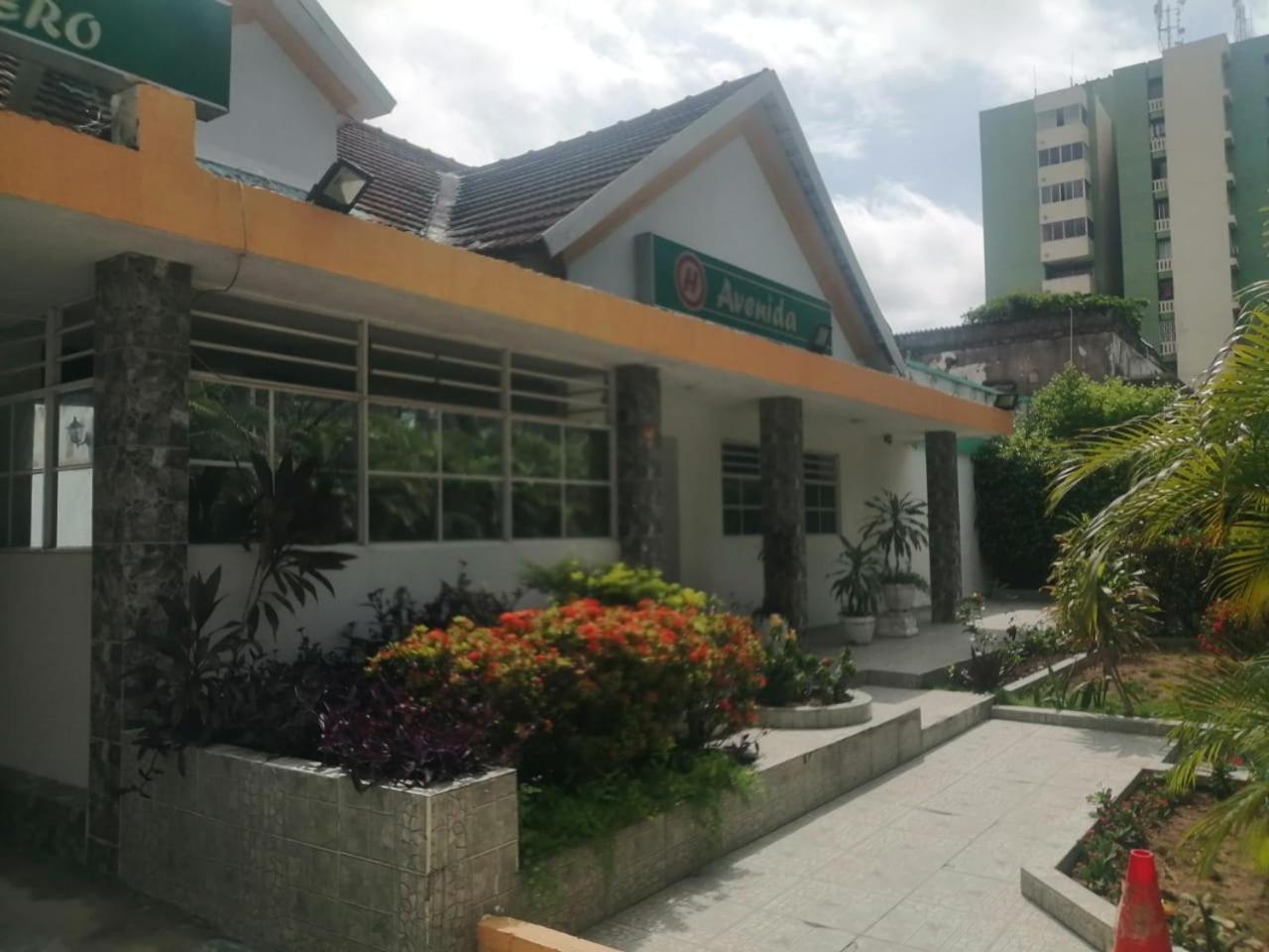 Hotel Avenida53 バランキージャ エクステリア 写真
