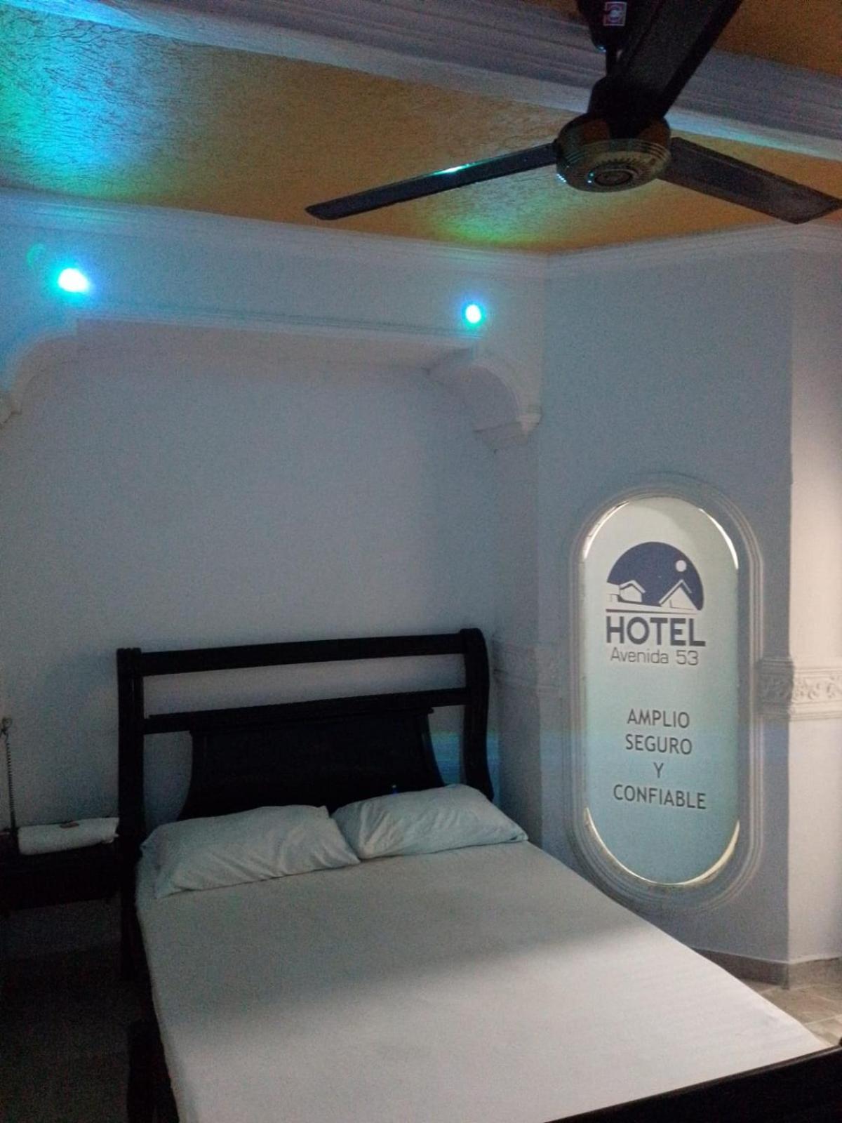 Hotel Avenida53 バランキージャ エクステリア 写真
